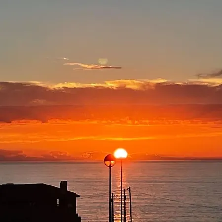 Santa Cruz Sunset A dos Cunhados